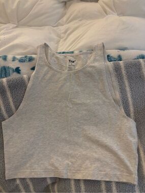 Aritzia TNA Tank